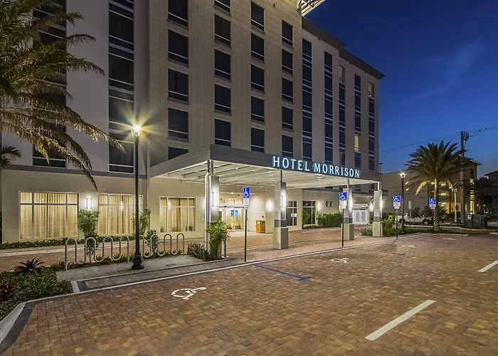 Hotel Dello Ft Lauderdale Airport, Tapestry Collection By Hilton Dania Beach